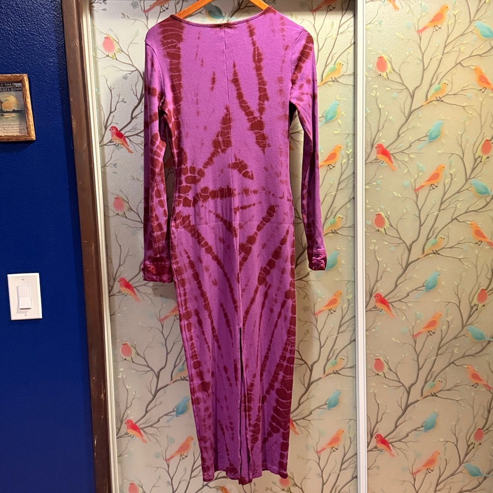 Purple Tie-Dye Midi Dress - Picture 4 of 4